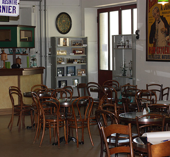 Absinthe Museum Bar